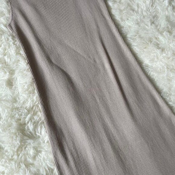 Gieal Sleeveless Rib Knit Flare Dress S Greige - Picture 6 of 7